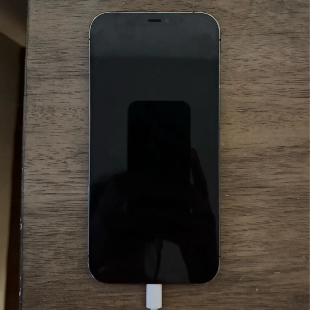 iPhone 12 Pro Max 128GB Unlocked - Excellent Condition